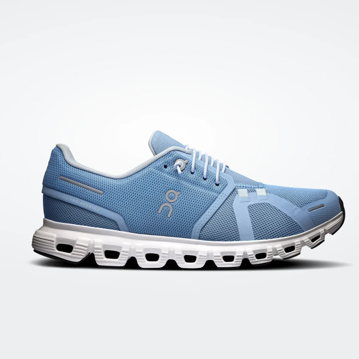 Women's Cloud 6